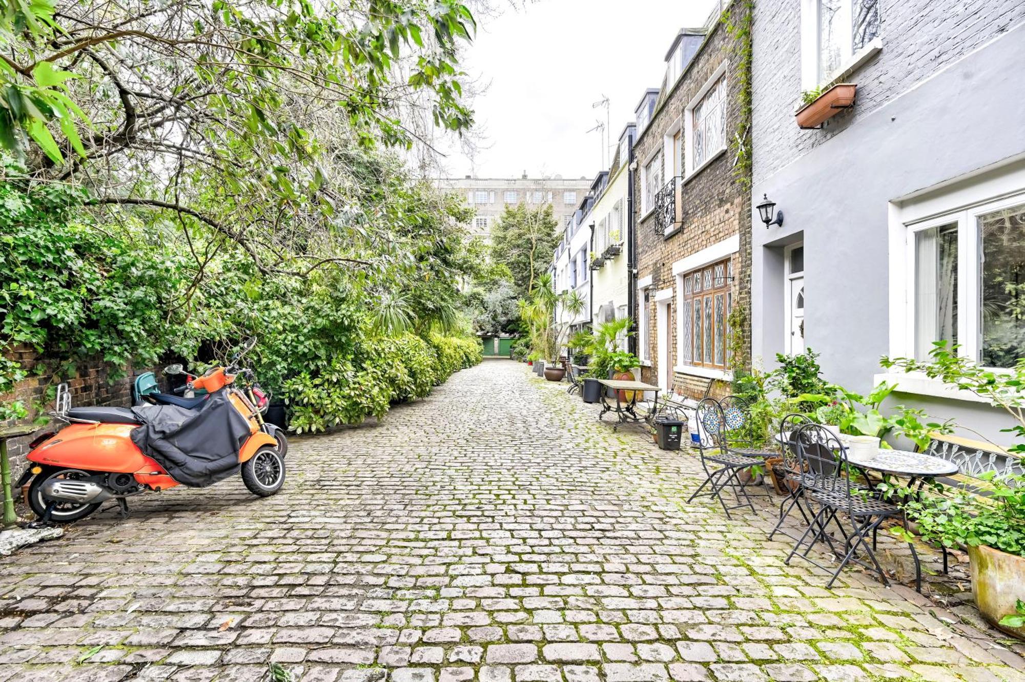 런던 Magnificent 2 Bed Hyde Park Mews House 아파트 외부 사진